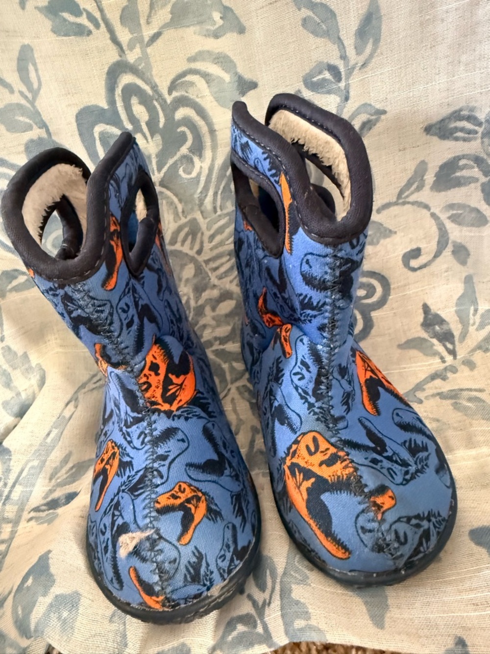 Bogs Kids Blue and Orange Dinosaur Pull-On Boots
